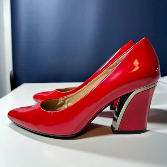 VANELi Red Patent Leather Pointed Toe Block Heels Size 6 - Picture 3 of 10